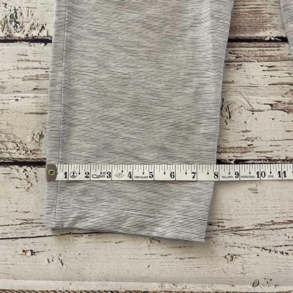 Lululemon On The Fly Crop Pants Women's Size 1 We Are From Space Cozy Active - Picture 2 of 8